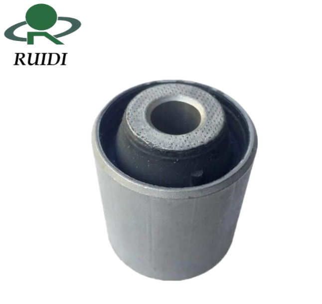 Bucșă braț de remorcare puntea spate